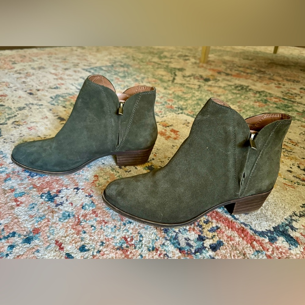 Lucky Brand ankle boots size 8